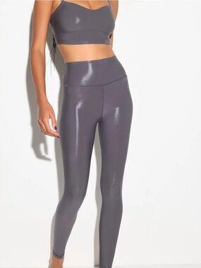 Spiritual Gangster Shiny High-Waist Gray Leggings
